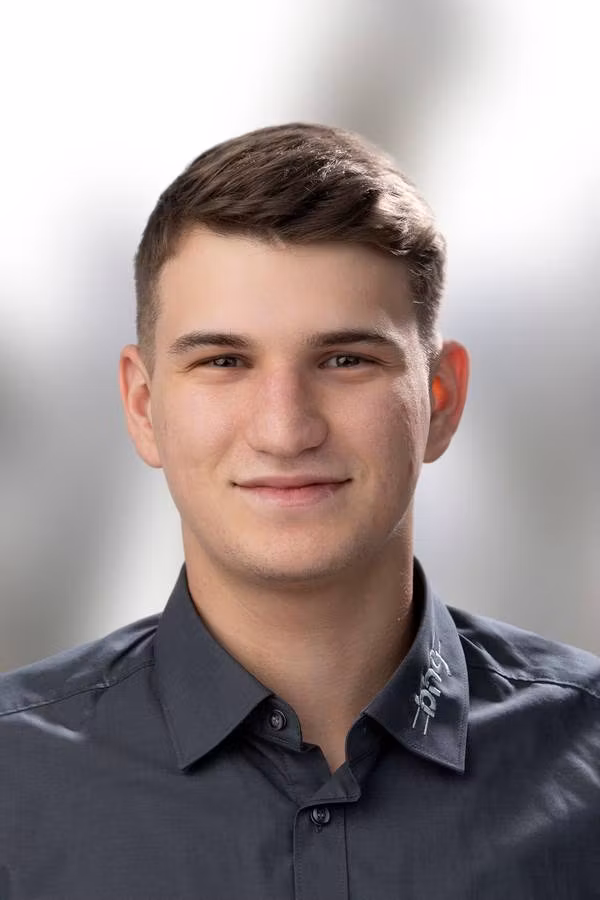 contact_import_imageHRrCCG