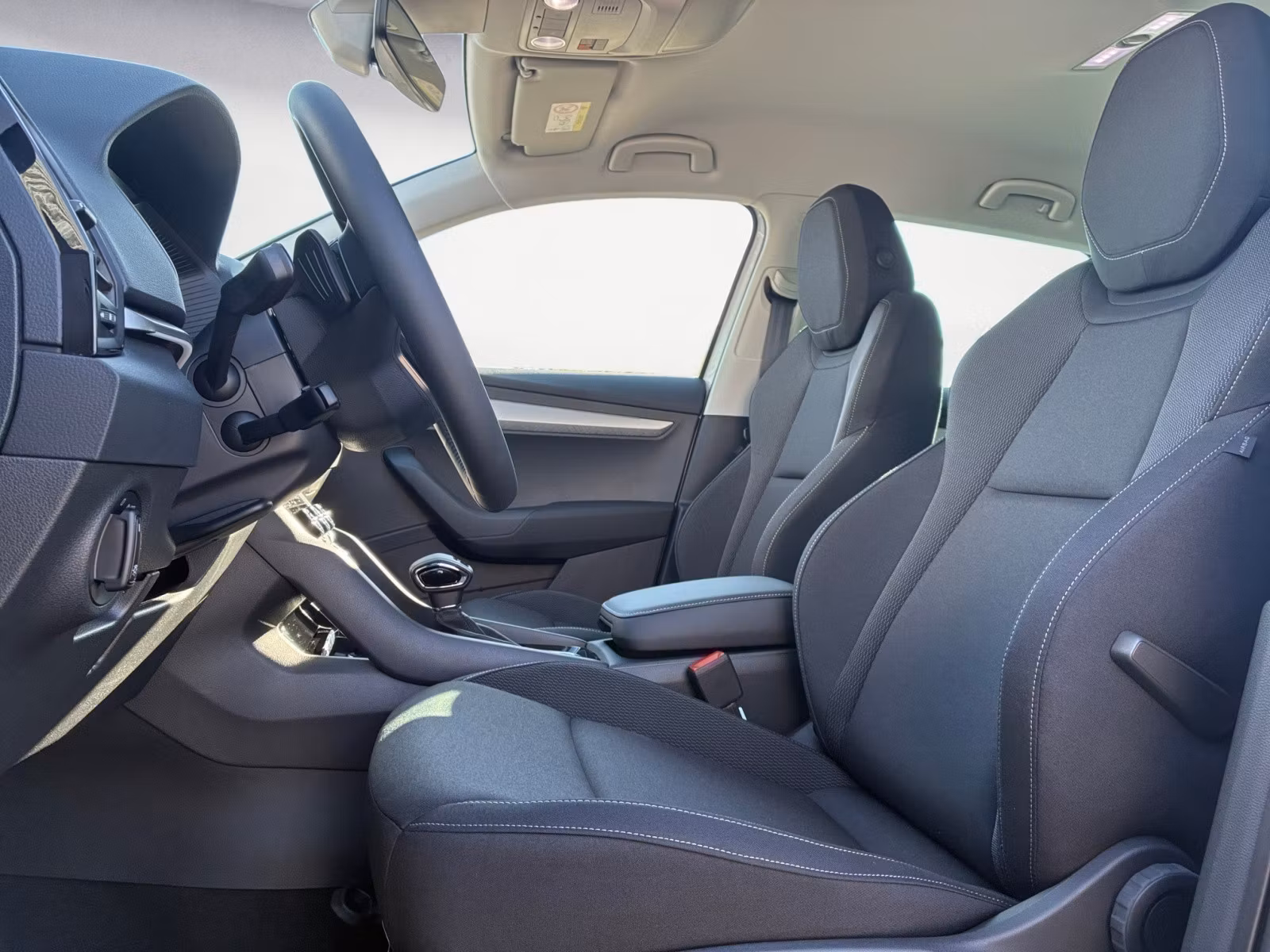 Skoda - Karoq Tour 1,5 TSI 7-Gang-DSG