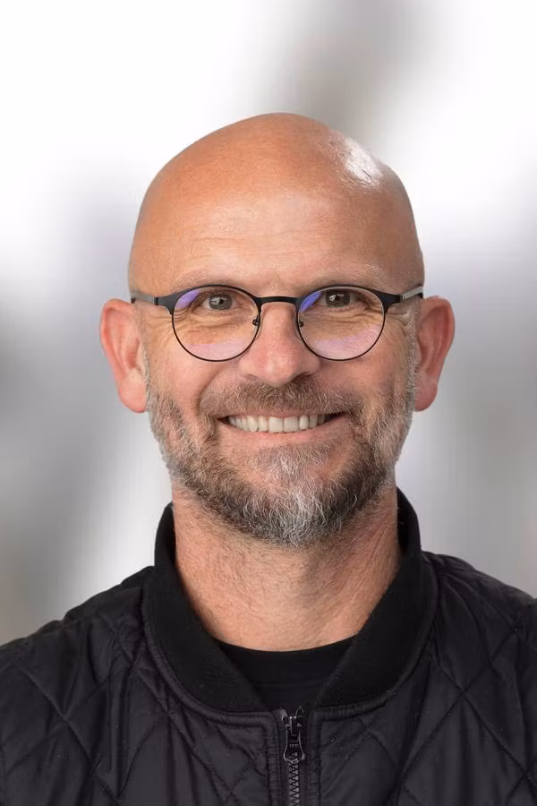 contact_import_imageDAKZfE