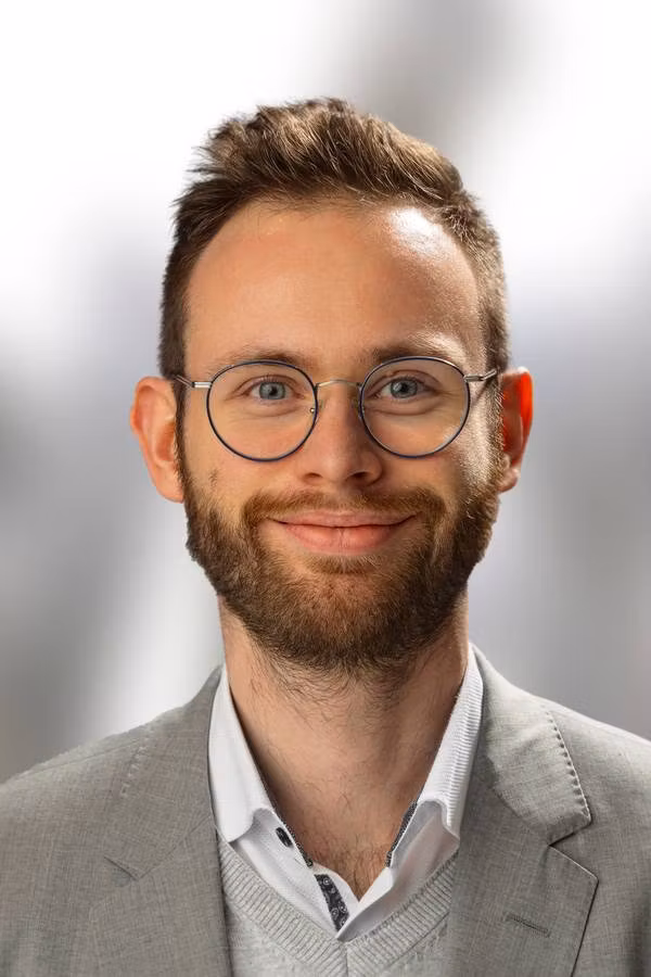 contact_import_imagerMDJFc