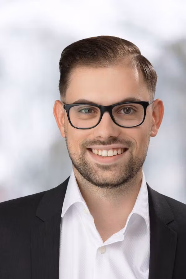 contact_import_imageRCcYiz