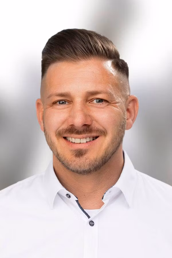 contact_import_imageRbFB0a