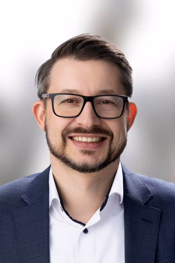 contact_import_image845Znt