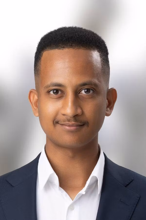 contact_import_imagee1M8PG