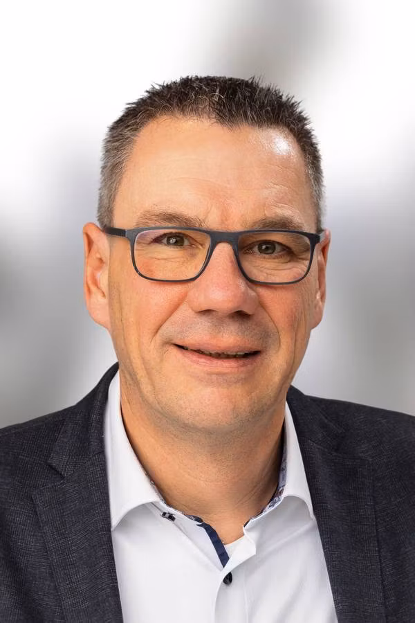 contact_import_imageYR2Qmw