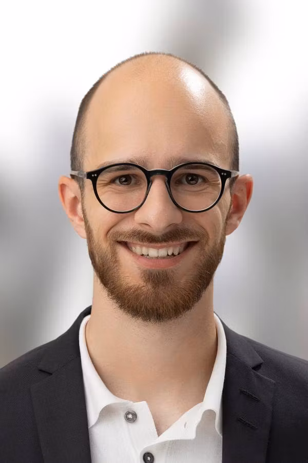 contact_import_imageGqvohf