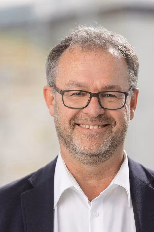 contact_import_image2orVey