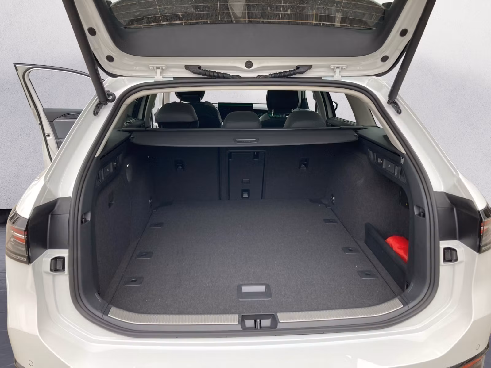 Volkswagen - Passat Elegance 2,0 l TDI SCR (15