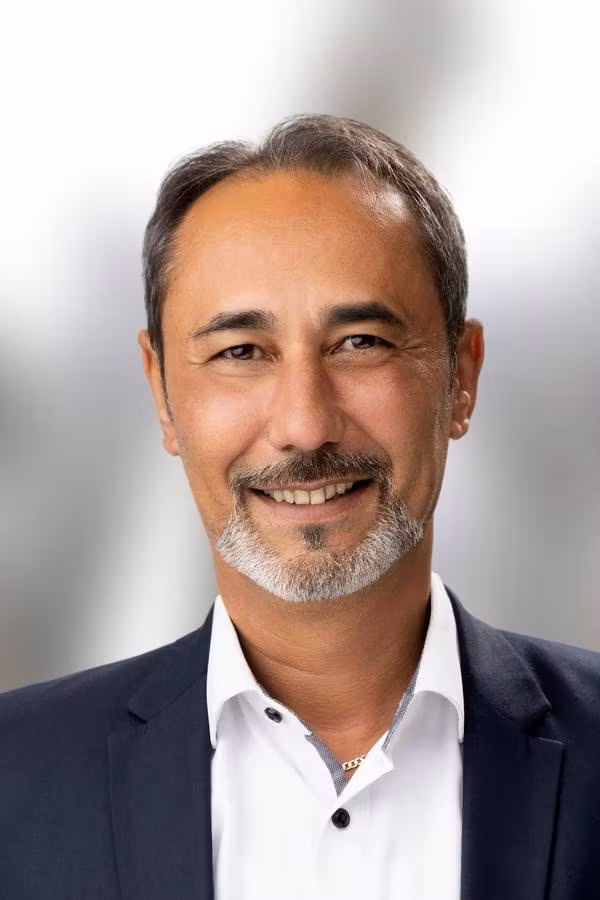 contact_import_imagefKPHuy