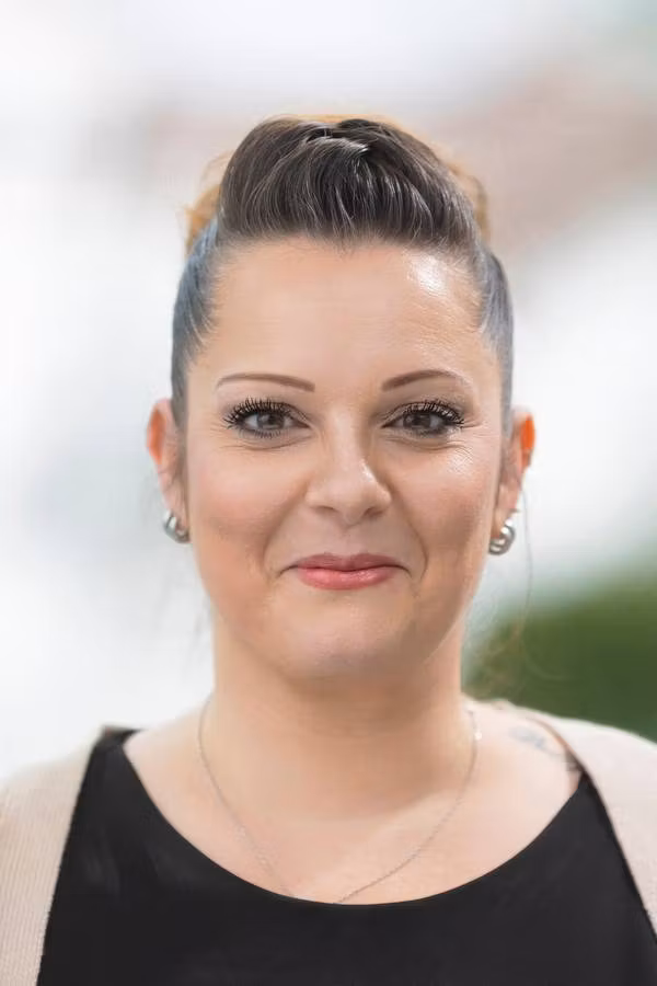 contact_import_imageIS4iAr