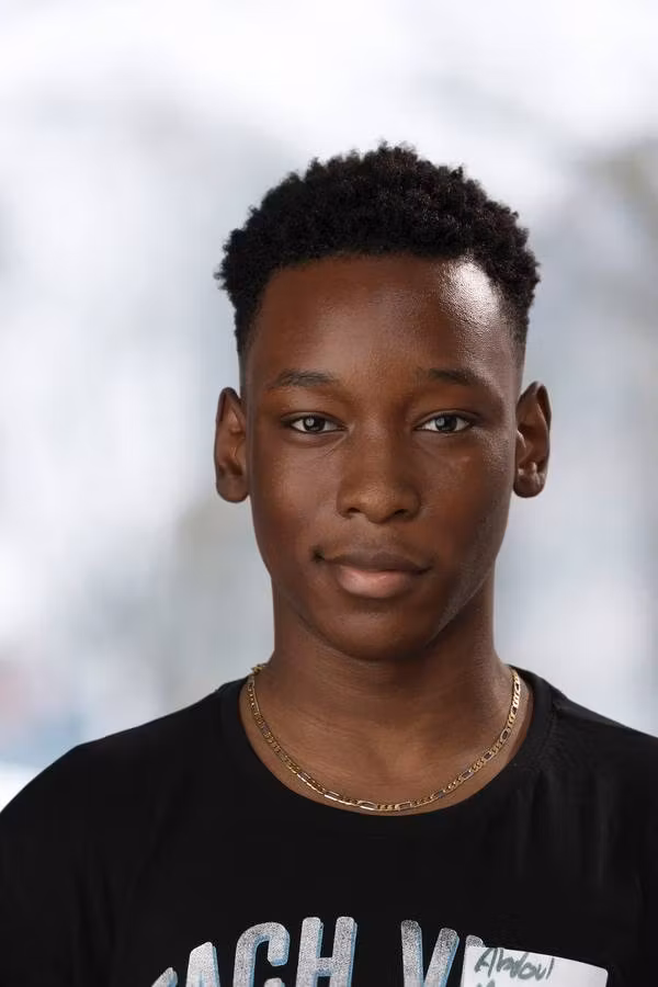 contact_import_imageFeOFqs