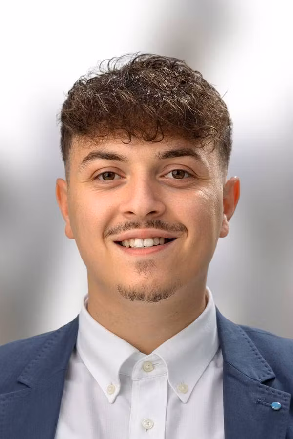 contact_import_imagegHX4Il