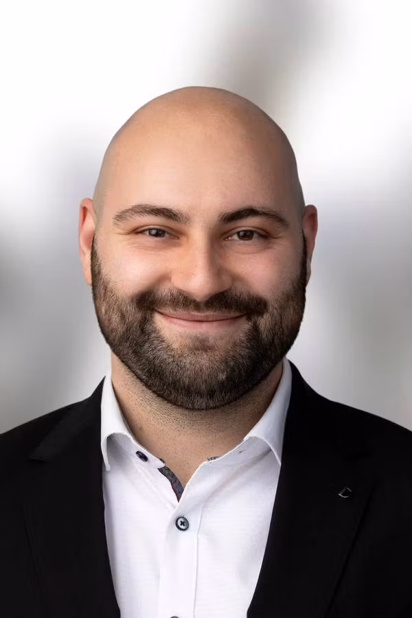 contact_import_imageQn7uWb