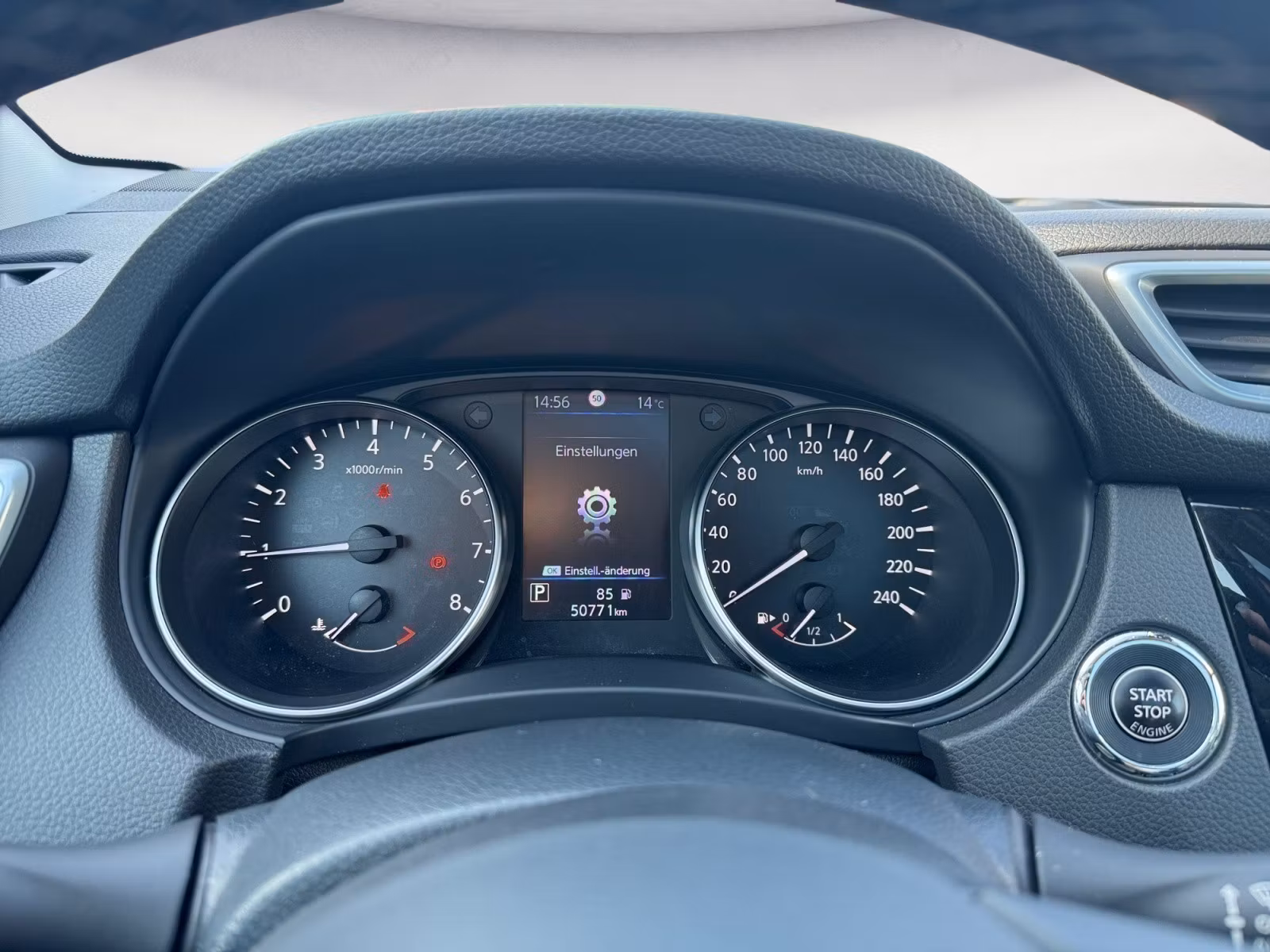 Nissan - Qashqai