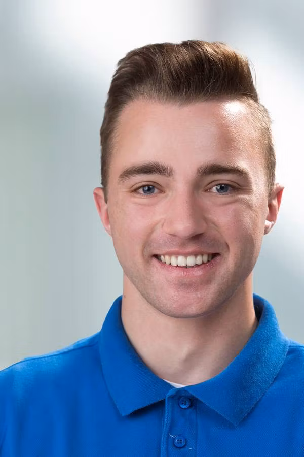 contact_import_imageYQv4D7