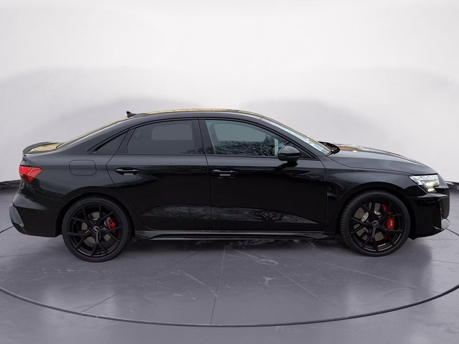 Audi - RS 3 Limousine