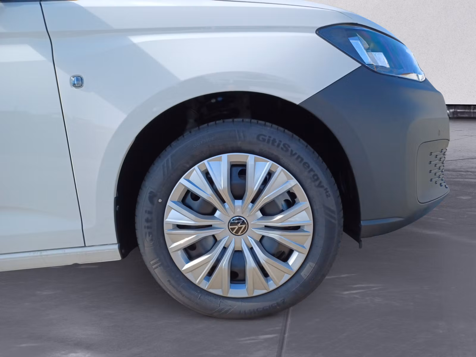 Volkswagen - Caddy Cargo Maxi 2,0 l TDI EU6 SCR 4MOTION 4MOTION 6-Gang Radst. 2970 mm