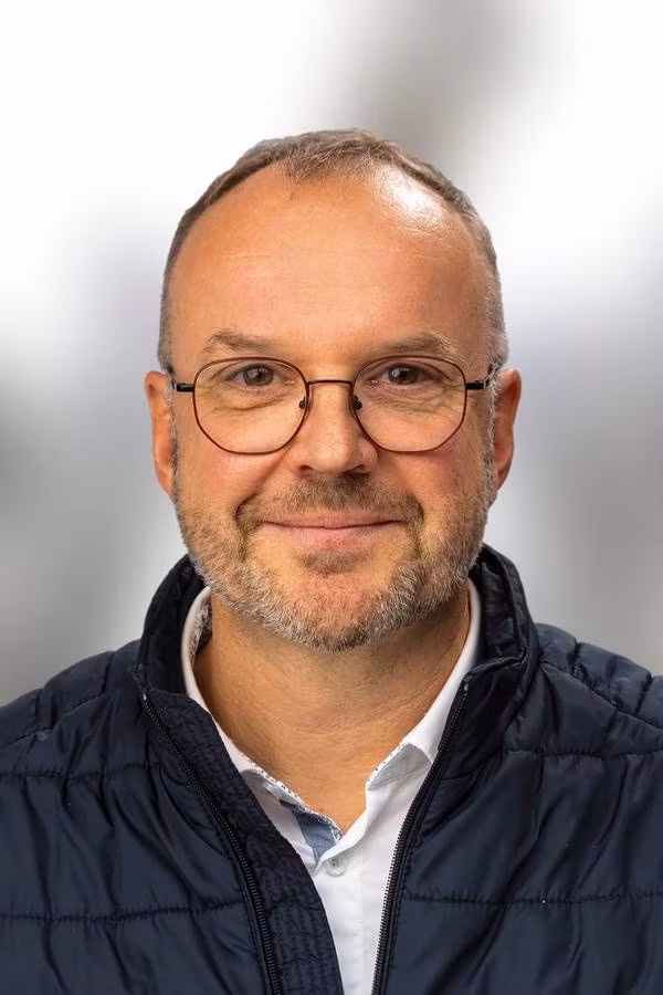 contact_import_image60Nobg